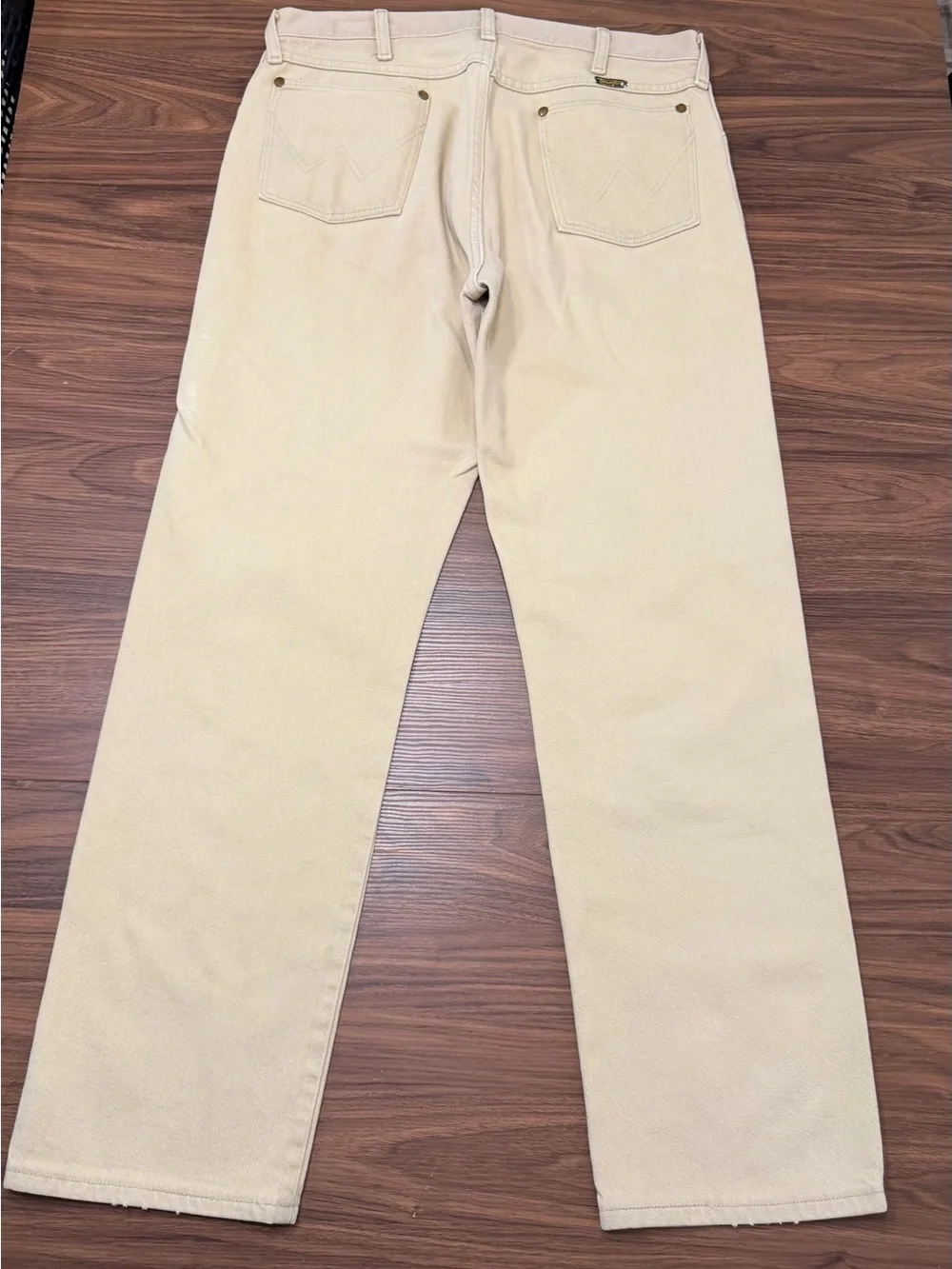 Vintage Wrangler USA Made Cream Denim Straight Jeans 34x32 Western Cowboy